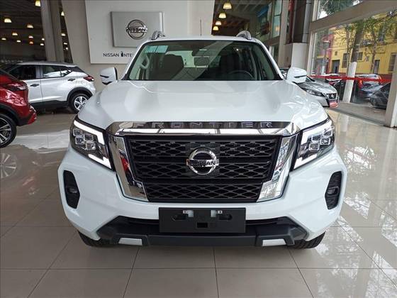 NISSAN FRONTIER 2025