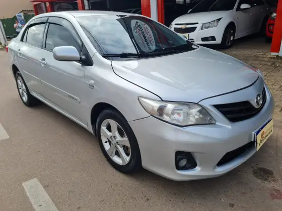 TOYOTA COROLLA 2012