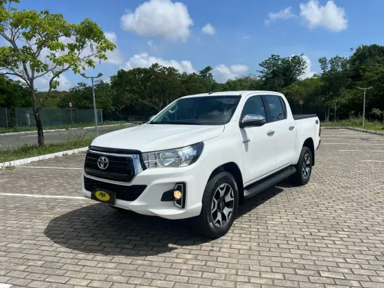 TOYOTA HILUX 2019