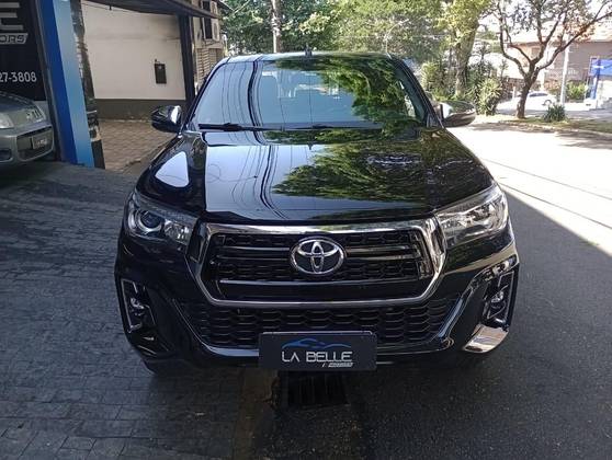 TOYOTA HILUX 2019