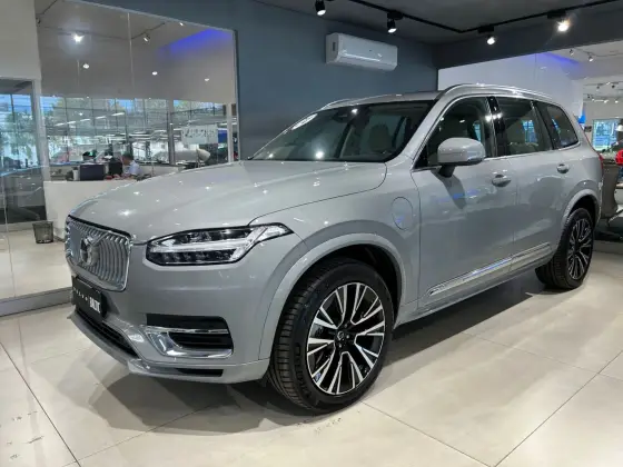 VOLVO XC90 2025