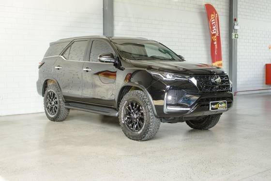 TOYOTA HILUX SW4 2022