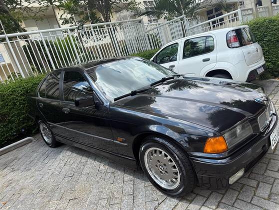 BMW 325i 1995