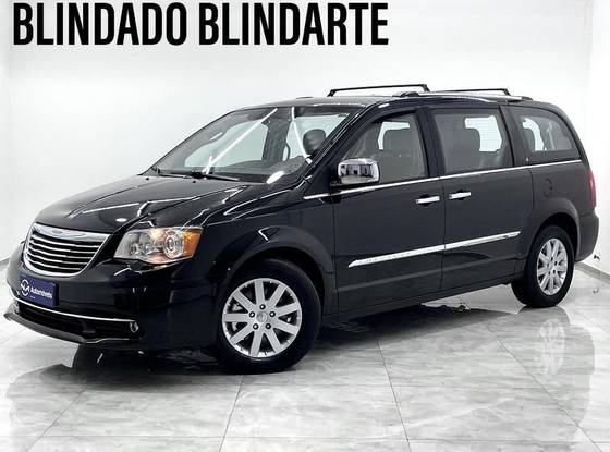 CHRYSLER TOWN & COUNTRY 2015