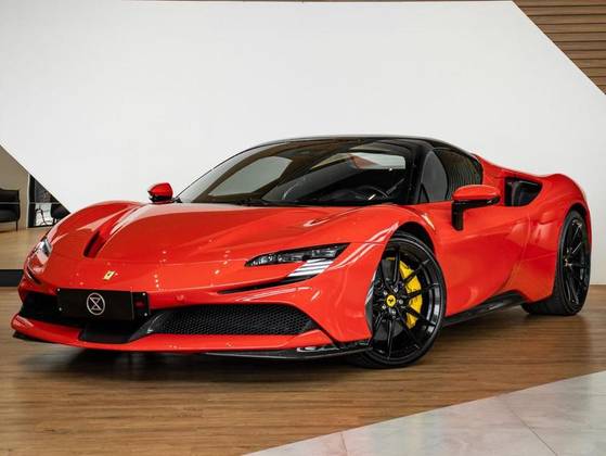 FERRARI SF90 2024