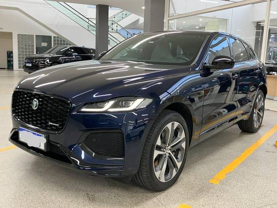 JAGUAR F-PACE 2024