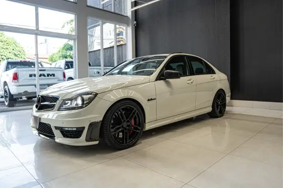 MERCEDES-BENZ C 63 AMG 2012