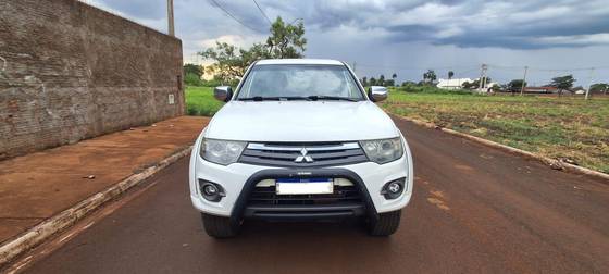 MITSUBISHI L200 TRITON 2016
