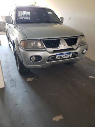 MITSUBISHI PAJERO 2001