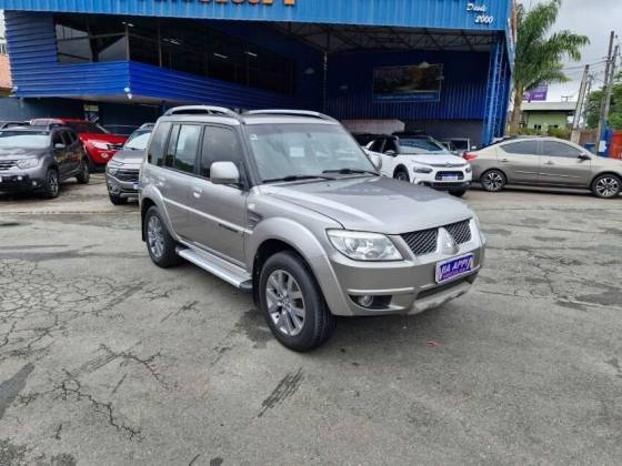 MITSUBISHI PAJERO TR4 2013