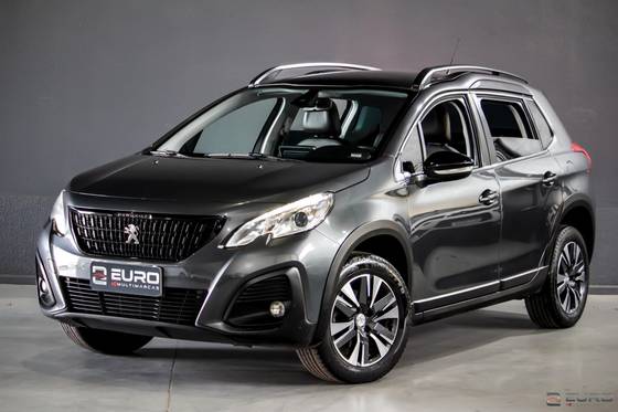 PEUGEOT 2008 2021
