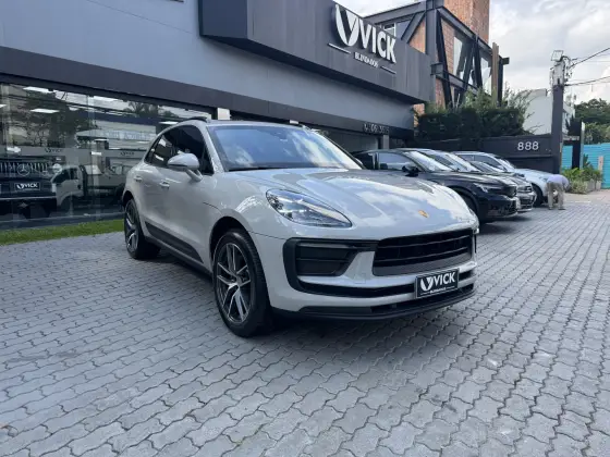 PORSCHE MACAN 2025