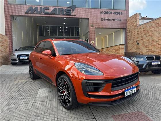 PORSCHE MACAN 2024