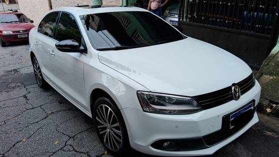 VOLKSWAGEN JETTA 2014