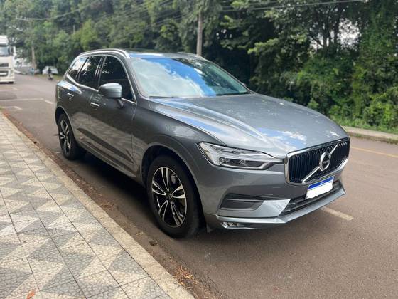VOLVO XC60 2019