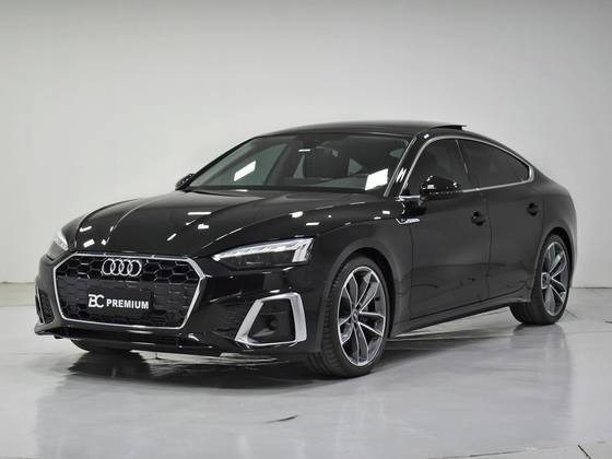 AUDI A5 2023