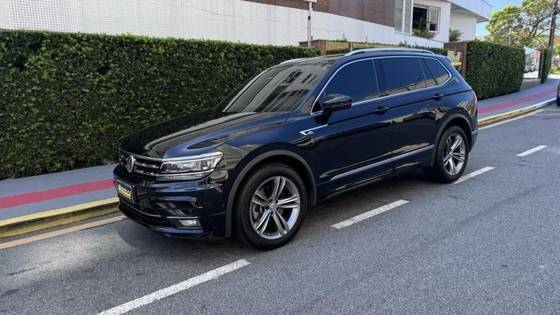 VOLKSWAGEN TIGUAN 2019