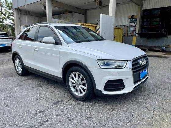 AUDI Q3 2017