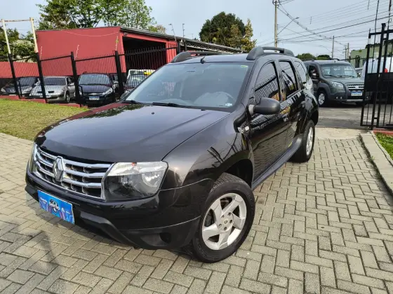 RENAULT DUSTER 2015