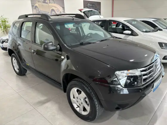 RENAULT DUSTER 2015