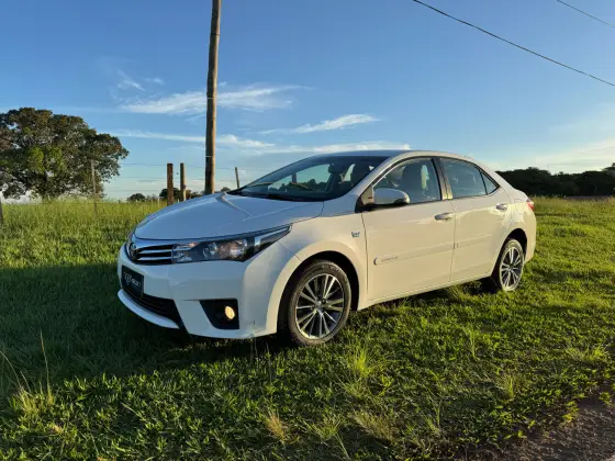 TOYOTA COROLLA 2015