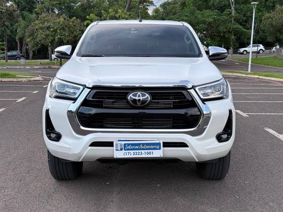 TOYOTA HILUX 2021