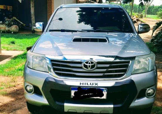 TOYOTA HILUX 2015