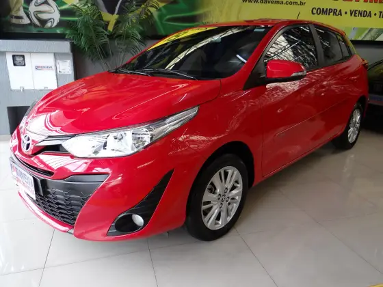 TOYOTA YARIS 2019
