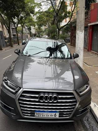 AUDI Q7 2019