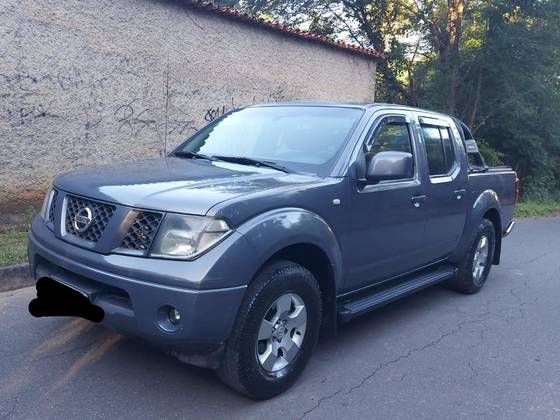 NISSAN FRONTIER 2012