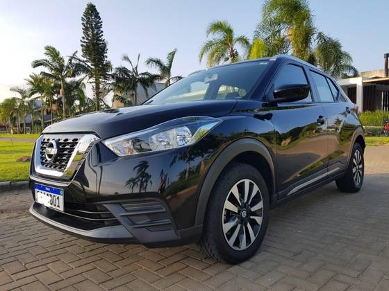 NISSAN KICKS 2019