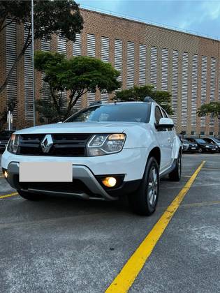 RENAULT DUSTER 2020