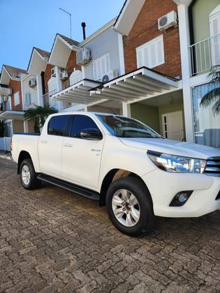 TOYOTA HILUX 2018