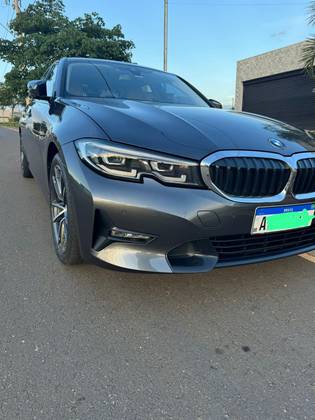BMW 320i 2021