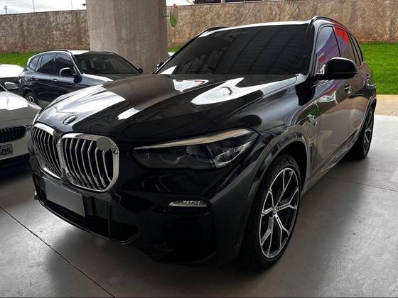 BMW X5 2021