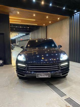 PORSCHE CAYENNE 2019