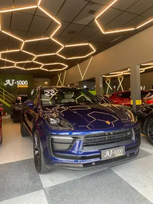 PORSCHE MACAN 2022