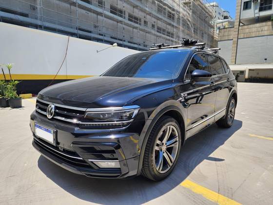 VOLKSWAGEN TIGUAN 2021
