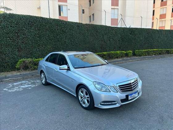 MERCEDES-BENZ E 250 2011
