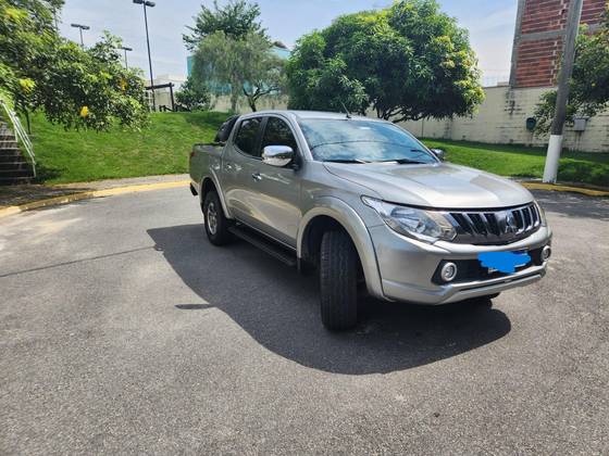 MITSUBISHI L200 TRITON 2019