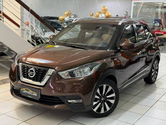 NISSAN KICKS 2019