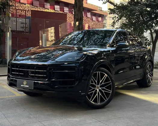 PORSCHE CAYENNE 2024