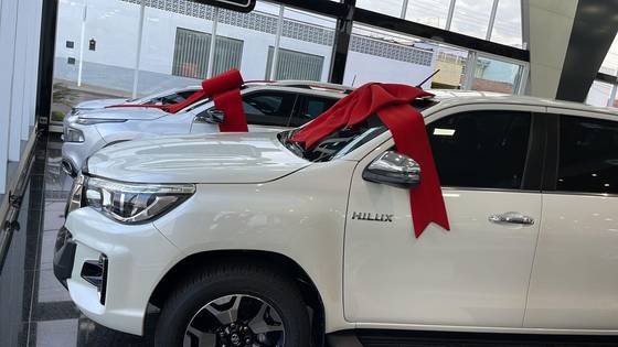 TOYOTA HILUX 2020