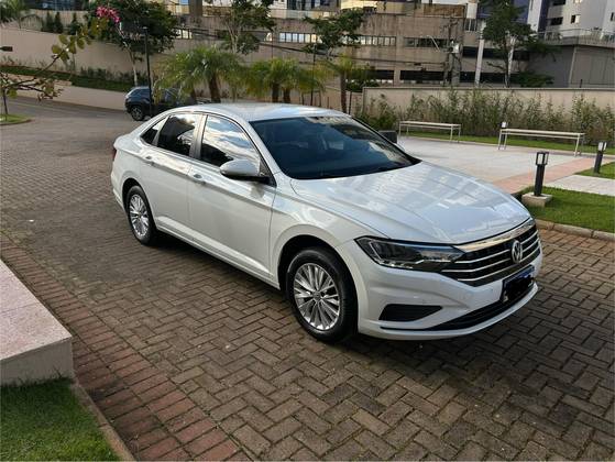 VOLKSWAGEN JETTA 2019