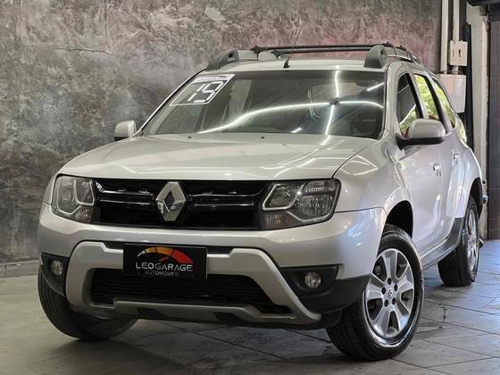 RENAULT DUSTER 2019