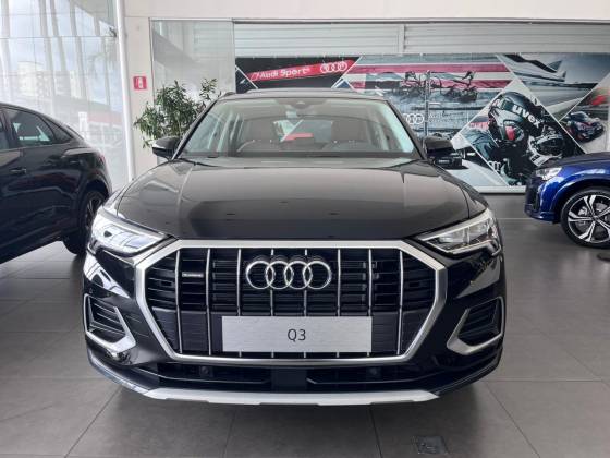 AUDI Q3 2024