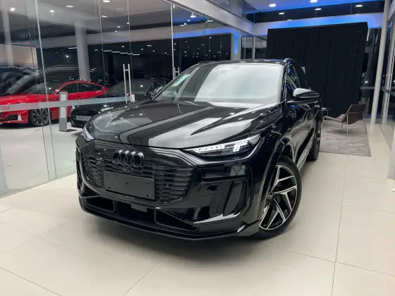 AUDI Q6 E-TRON 2025