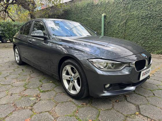 BMW 320i 2013