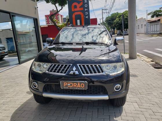 MITSUBISHI PAJERO DAKAR 2011