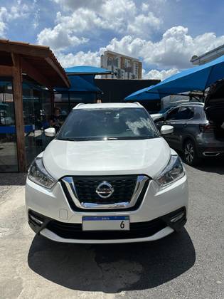 NISSAN KICKS 2017